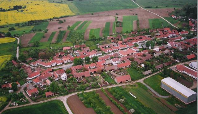 hodov1-Obec Hodov.jpg